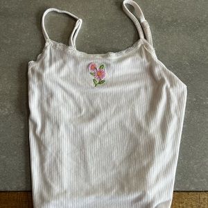 🌸white floral tank🌸